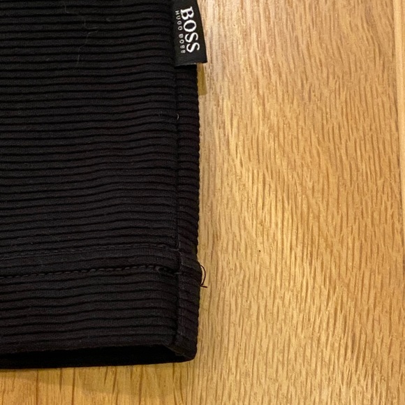Boss Hugo Boss Mens 1/4 Zip Pullover / Black Ribbed Cotton Sweatshirt  / Size L - Picture 3 of 9